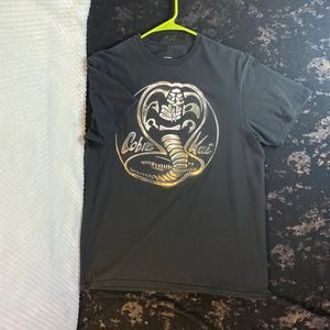 Cobra Kai Fifth Sun Short Sleeve Metallic Shirt Mens Large UNISEX Graphic Crew
